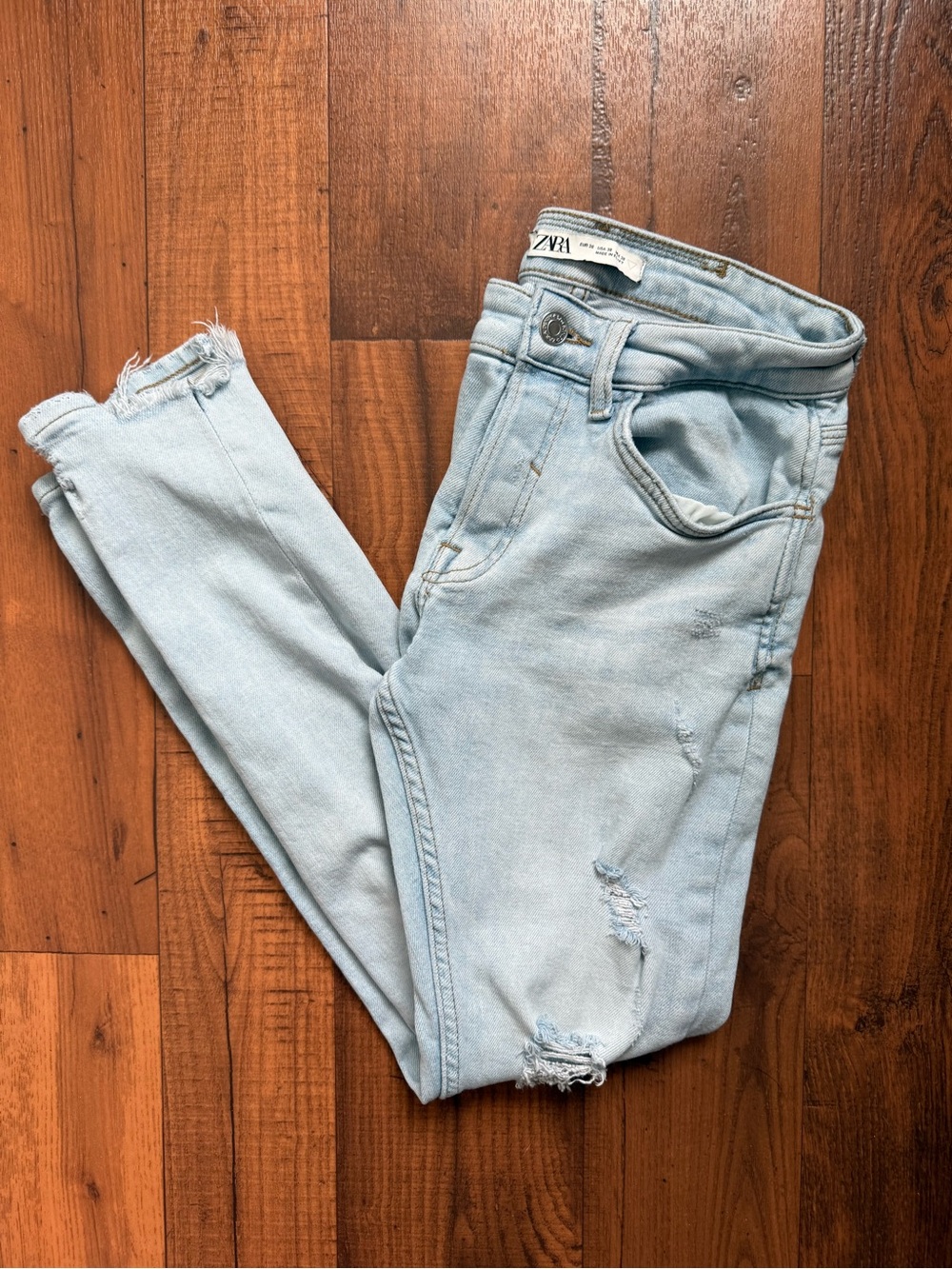Zara Light Wash Skinny Jeans - Pale Blue